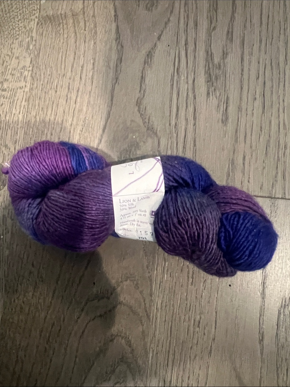 Lorna's Laces  Sock Yarn Merino Wool/Silk  206 YfsColor 701 Purple Club